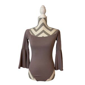 Lulus bell sleeve bodysuit Size S/M